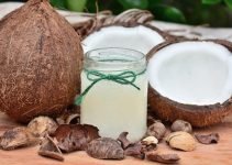 6 Reasons to Drink Coconut Water During Your Pregnancy