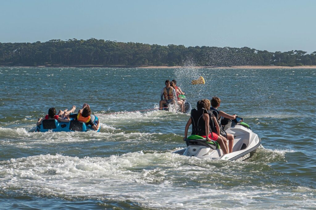 can-you-go-tubing-on-a-boat-while-pregnant