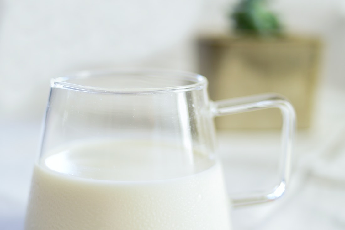 can-you-reheat-breast-milk-and-other-faqs