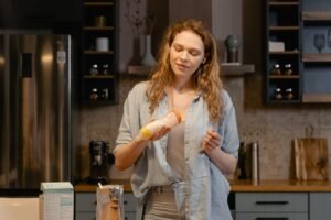 Keeping it Warm: A Guide to Warming Comotomo Bottles