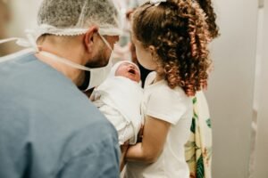 Pregnancy to Postpartum: Understanding Menstruation Changes and When to Worry?