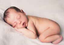 Why Do Babies Sleep With Their Butt in the Air? Why Do Babies Sleep With Their Butt in the Air?